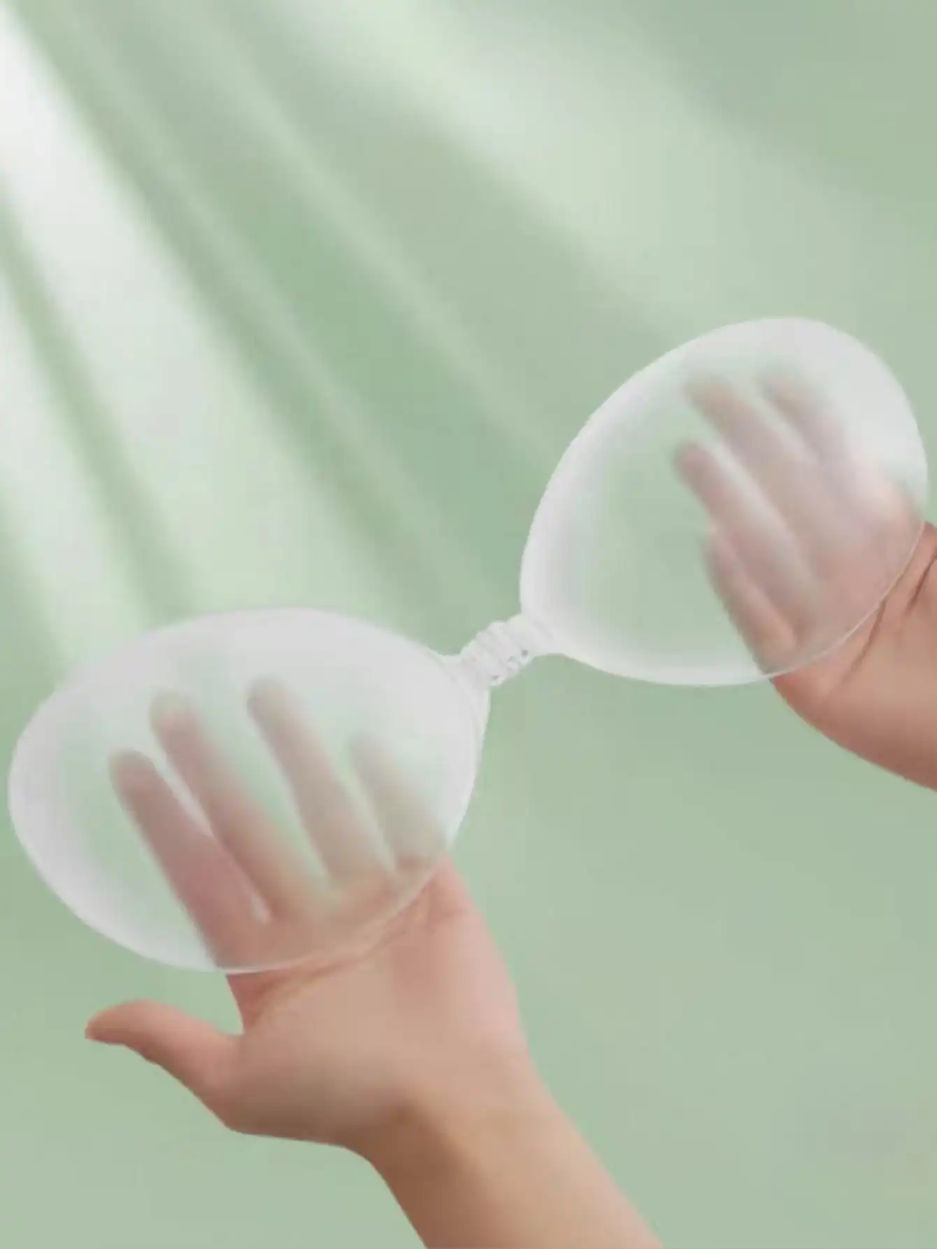 Women's invisible strapless si - đánh giá và giá Silicone Bra Adhesive